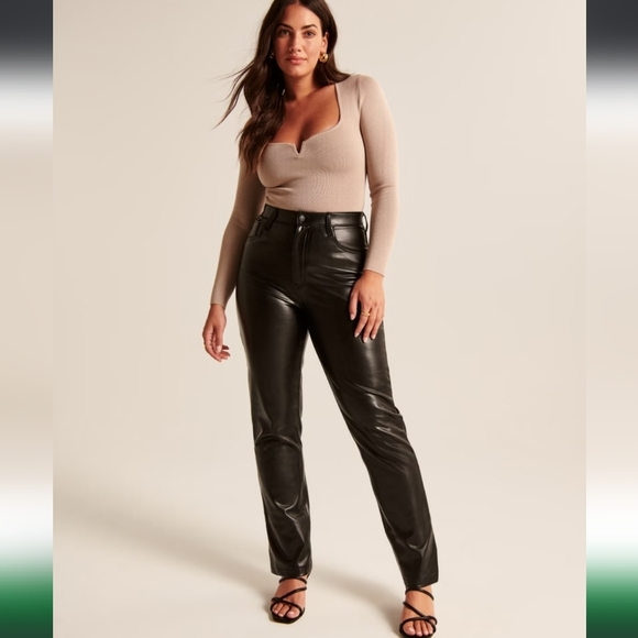 ABERCROMBIE & FITCH Vegan Leather Pants,  90s Straight High-Rise, Size 16 - Picture 1 of 11